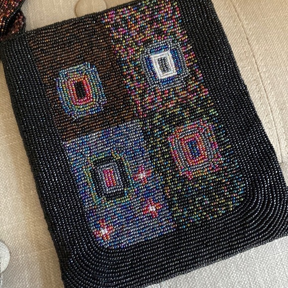 Another Y & S Original | Beaded Crossbody - Picture 5 of 12